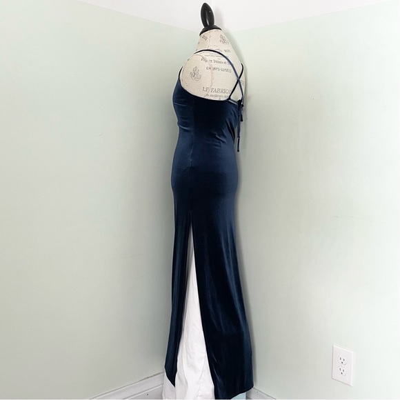 Midnight blue velvet formal dress gown with strappy back and high slit - Picture 4 of 16
